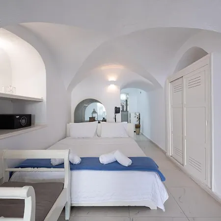 Loucas Caldera View 4*